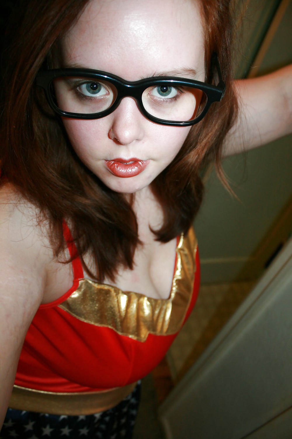 Porn Pics SmutDates Username 'MooGal21X'