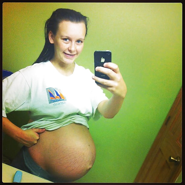 Porn Pics Wednesday's lovelies