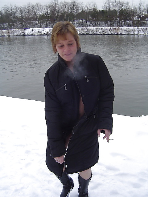 Porn Pics Nicole Berghaus from Gelsenkirchen naked snow 1