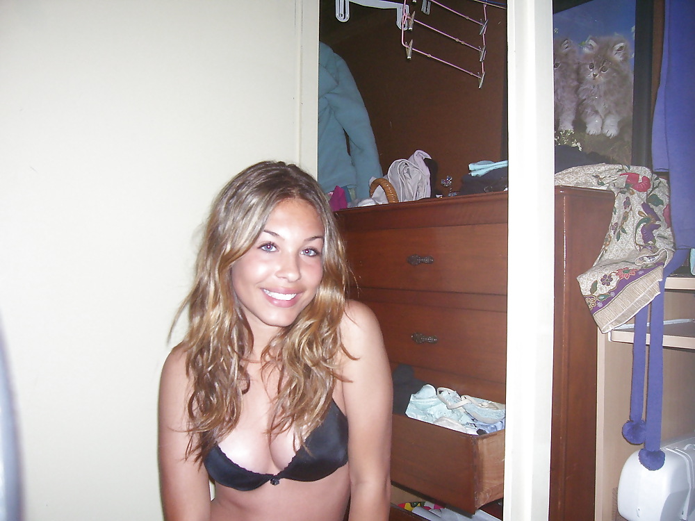 Porn Pics Hot Blonde Chick