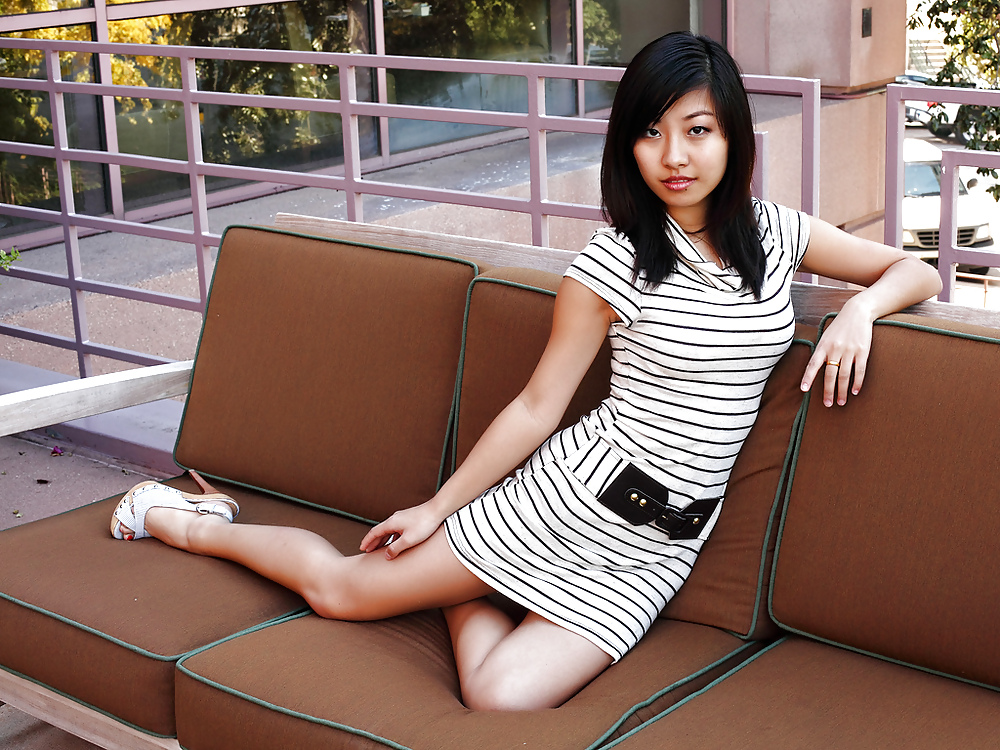 Asian ladies de