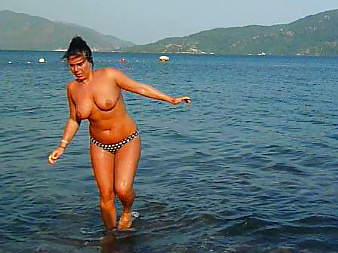 Porn Pics my big boobs exposed on the beach