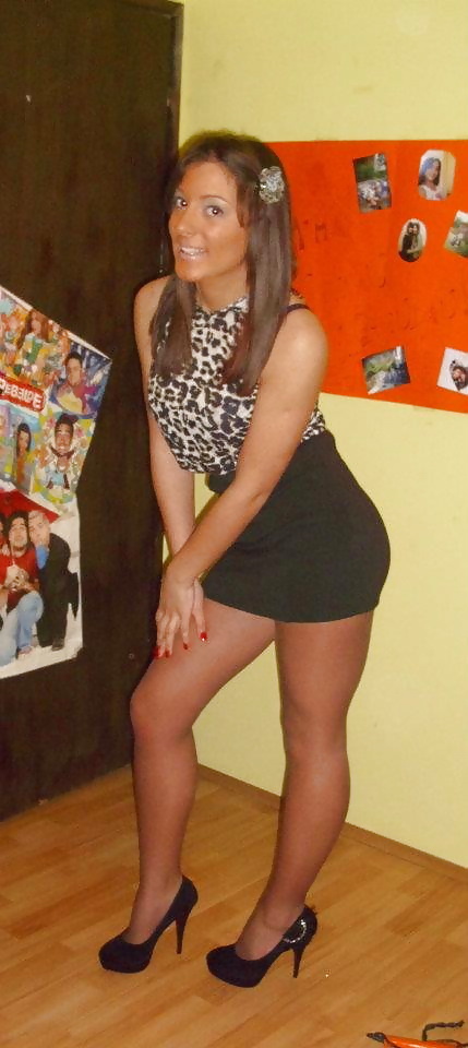 Porn Pics High heels babes