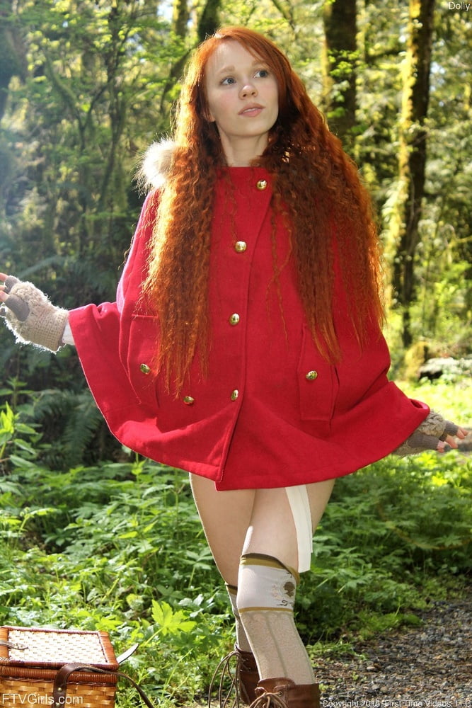 Dolly Junger Outdoor Kuessen
