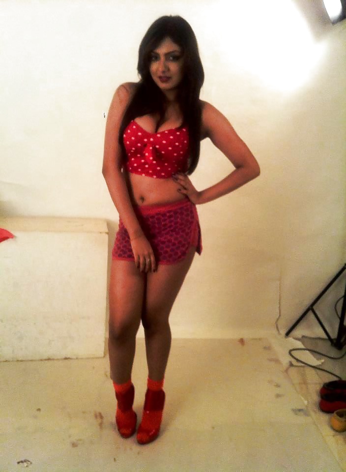 Porn Pics INDO-PAK DESI BABES (SLUTS)