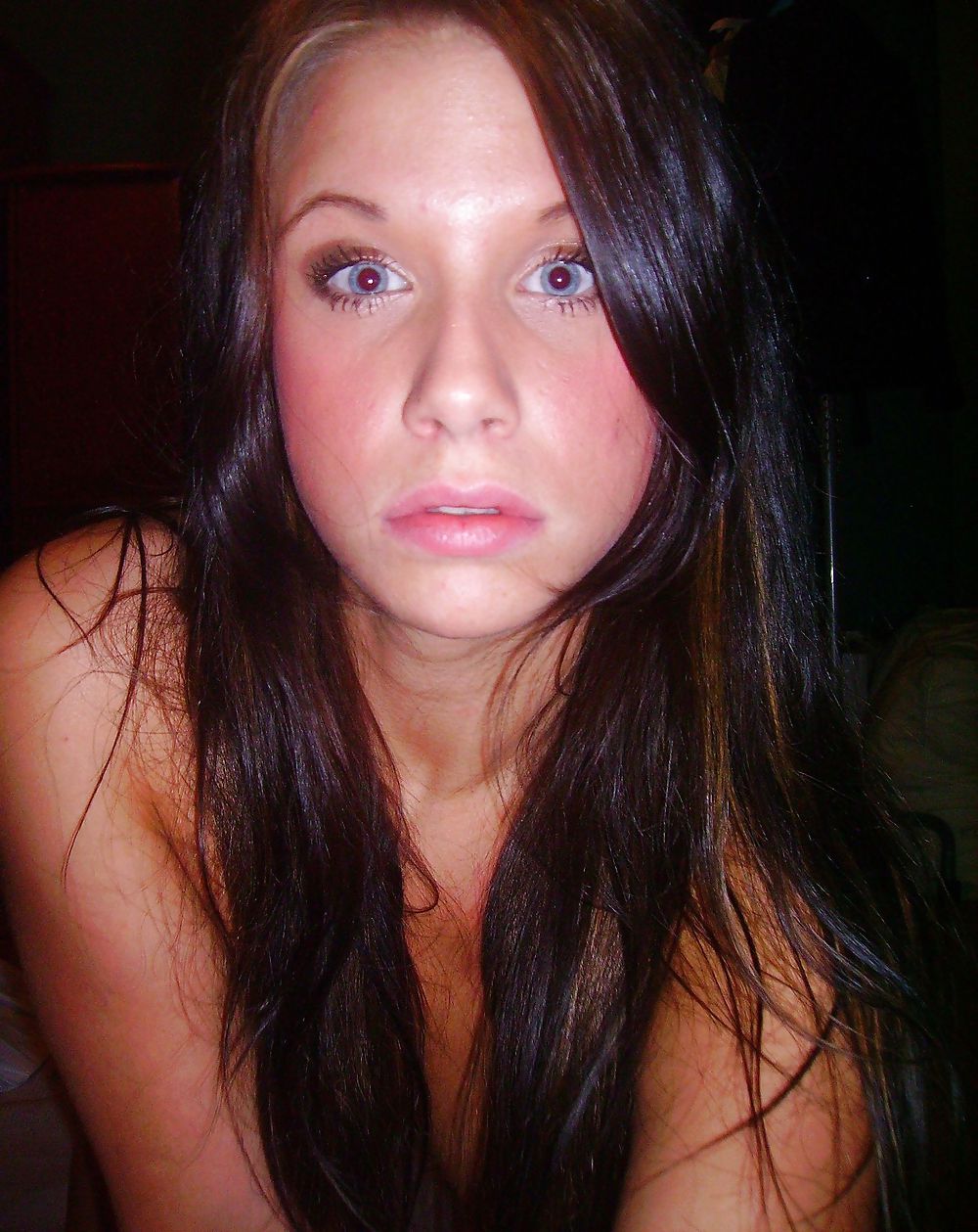 Porn Pics Another hot girl with blue eyes