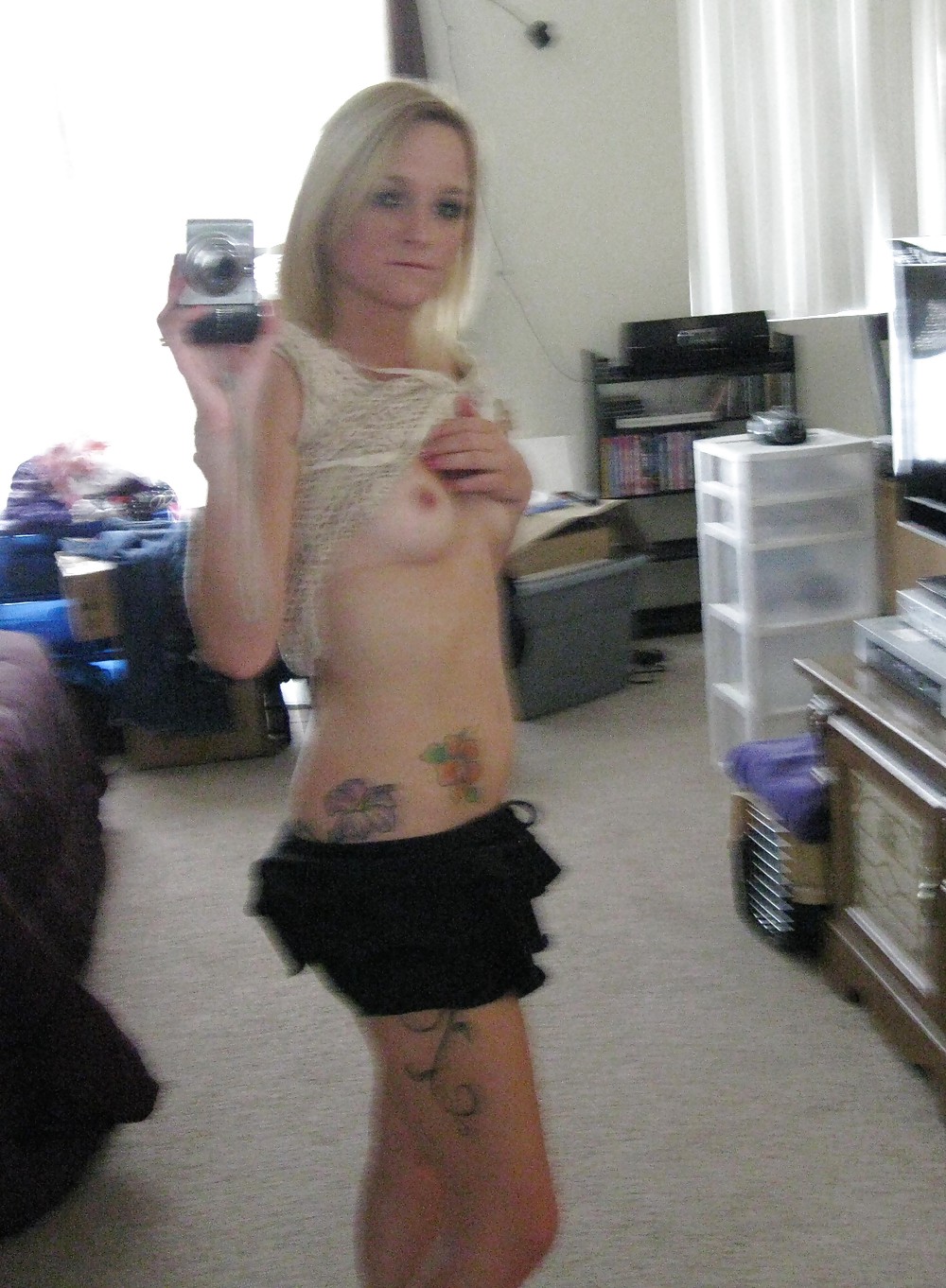 Porn Pics Pretty Blonde Selfshots
