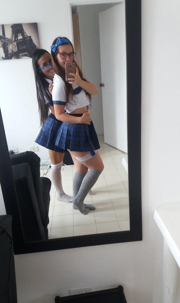 Gaysex schoolgirl tongue mother