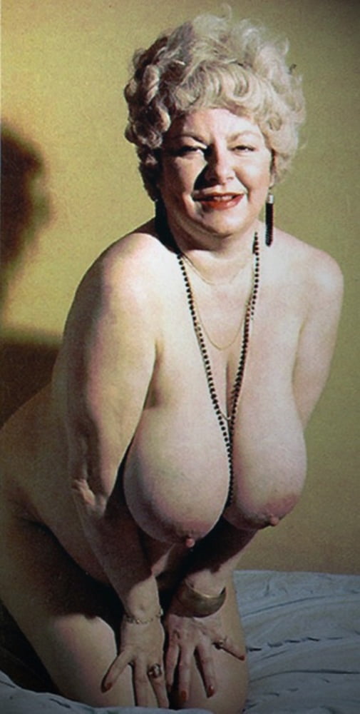 Helen schmidt busty, sexy naked women licking my dick