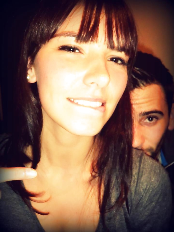 Porn Pics Louise la petite salope