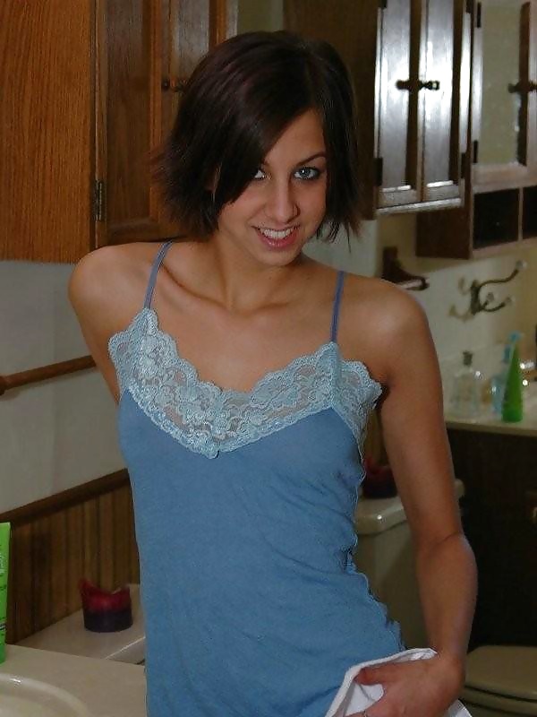 Porn Pics short haired teen