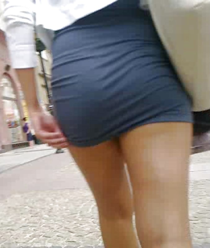 Porn Pics lovely mini skirt