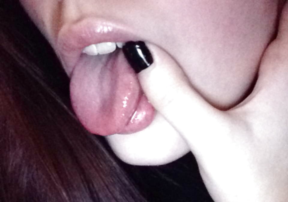 Porn Pics Hot kik slut