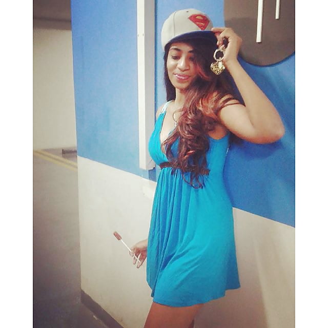 Porn Pics Indian slut just wana have fun