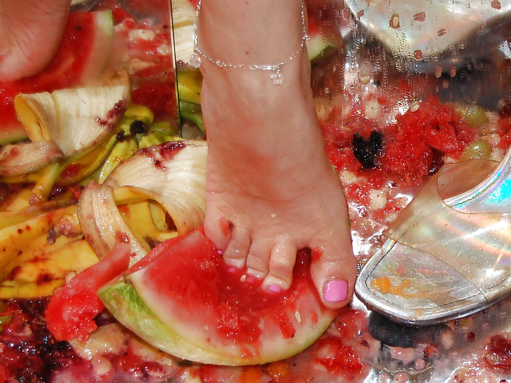 Porn Pics Fruit Crush