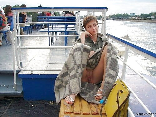 Porn Pics No underpants 10