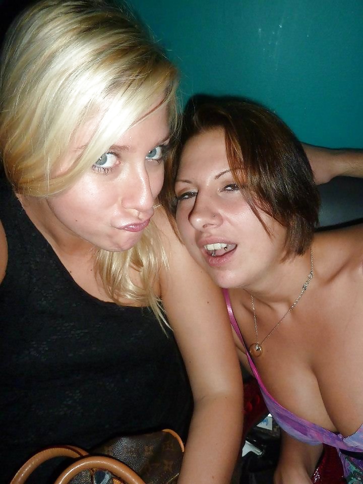 Porn Pics Mixed Bitches for Fun