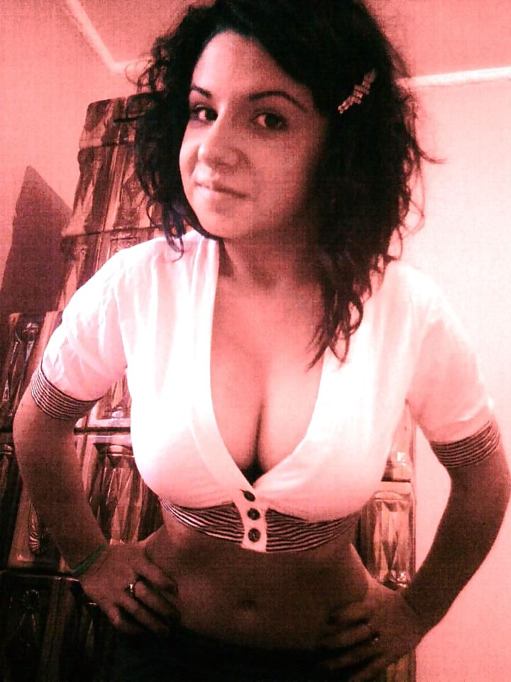 Porn Pics TOO YOUNG FOR THOSE TITS