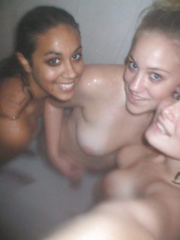 Porn Pics Fun Babes & Teens