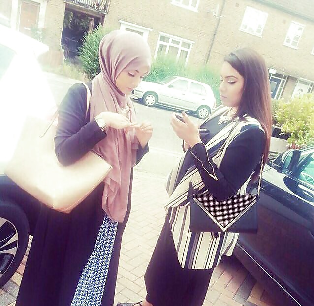 Porn Pics STUNNING TEEN HIJABI  PAKI