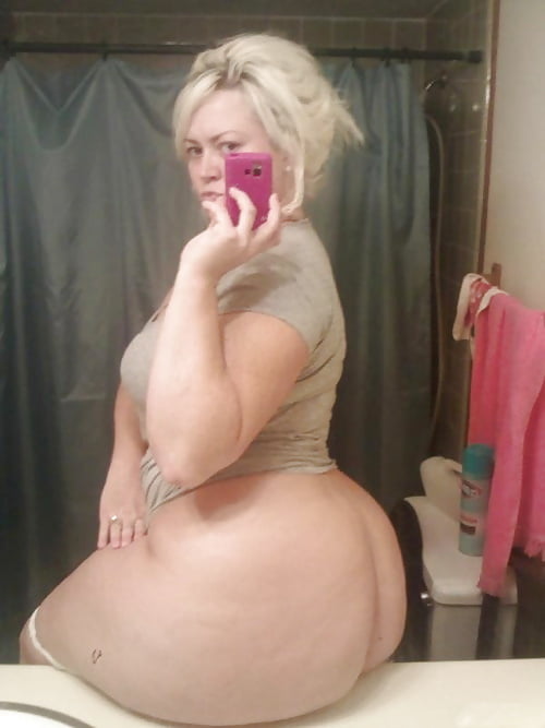 Porn Pics Selfie Amateur BBWs, Curvy and Thick! - vol 65!