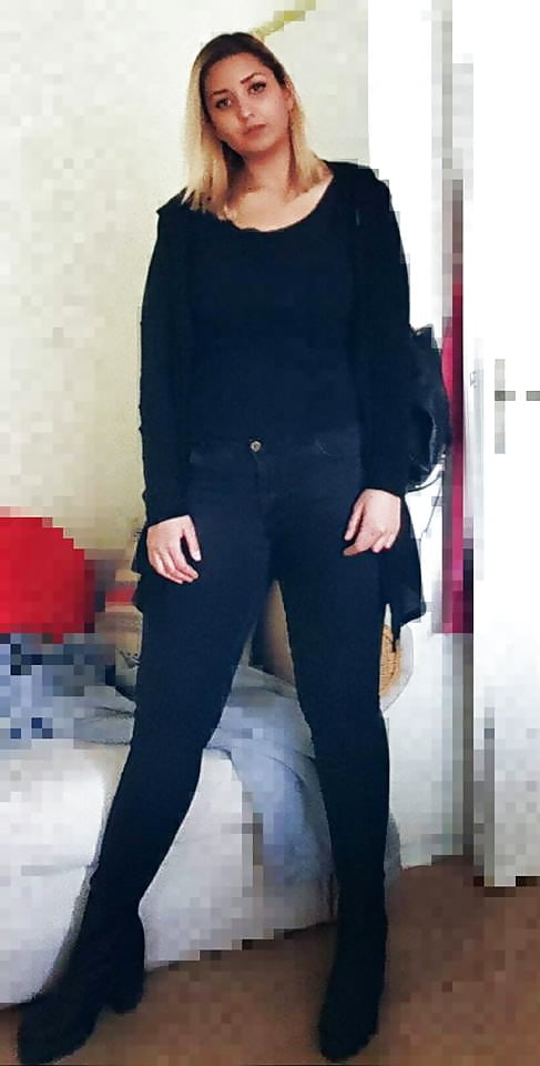 Porn Pics Dumme Hure Tuana