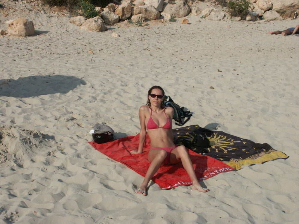 Madurita nudista beach - 19 Photos 
