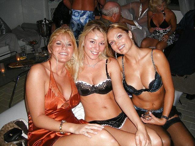 Porn Pics Woman and Woman II