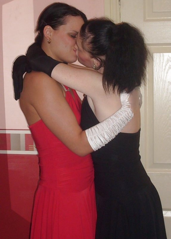 Porn Pics Amateur Lesbian Girls Kiss... by DevilsReaper