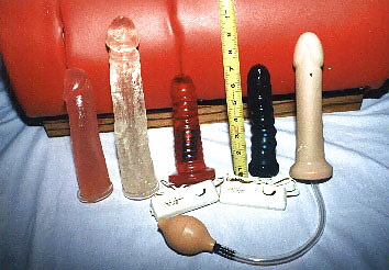 Porn Pics Deepthroats dildo GIF