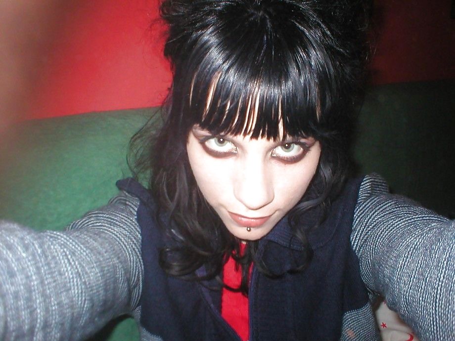 Porn Pics Hot emo girl