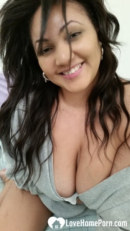 my cunt needs daily attention from this dildo         