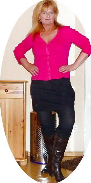 Porn Pics Ulrike Posing