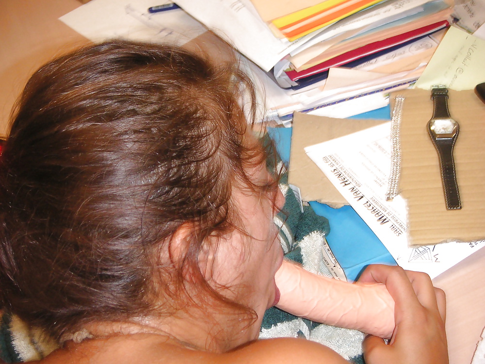 Porn Pics brunette milf