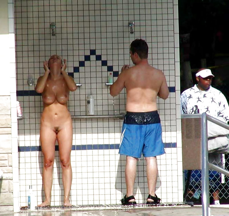 Naked girls in public shower Nude Girl Surprised Men At Public Shower 3 Pics Xhamster