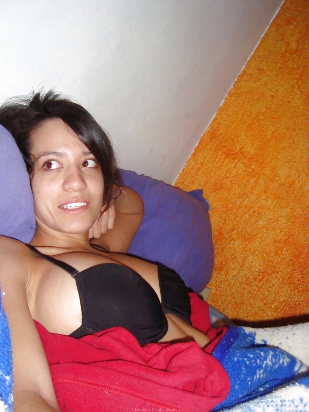 Porn Pics amateur latina brunette busty rahela