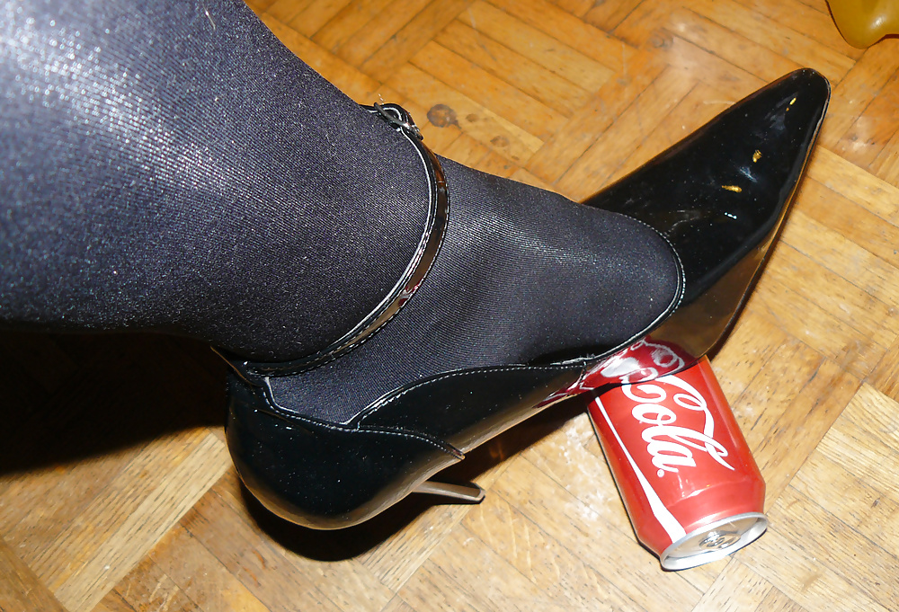 Porn Pics ... coca cola.. for me!!!