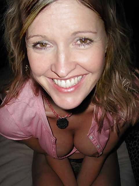 Porn Pics Milf and Moms and Aunts x3