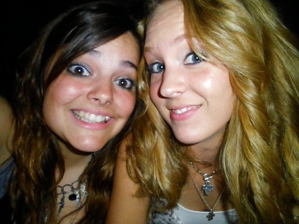 Porn Pics Stupid slut Bailey