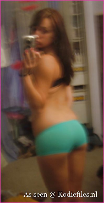 Porn Pics hot teen strips in mirror