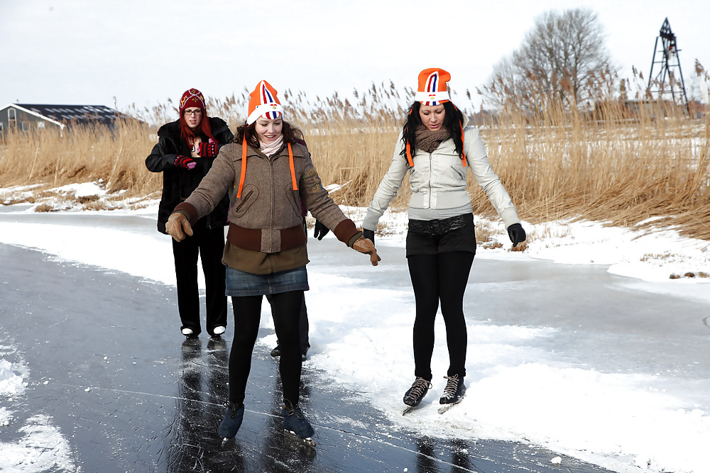 Porn Pics Julia,Elisa,Britt & Gylve on the Dutch Ice.