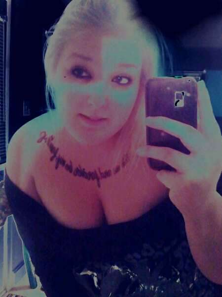 Porn Pics Teen Cleavage - Dressed