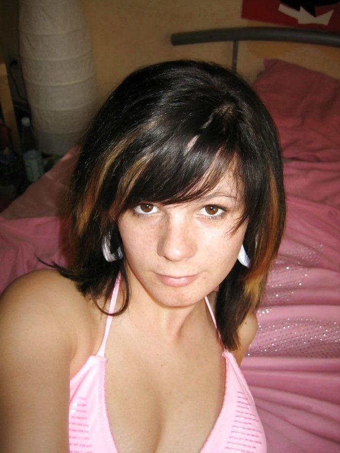 Porn Pics Sluts I Found On - MeetMeMatch.com