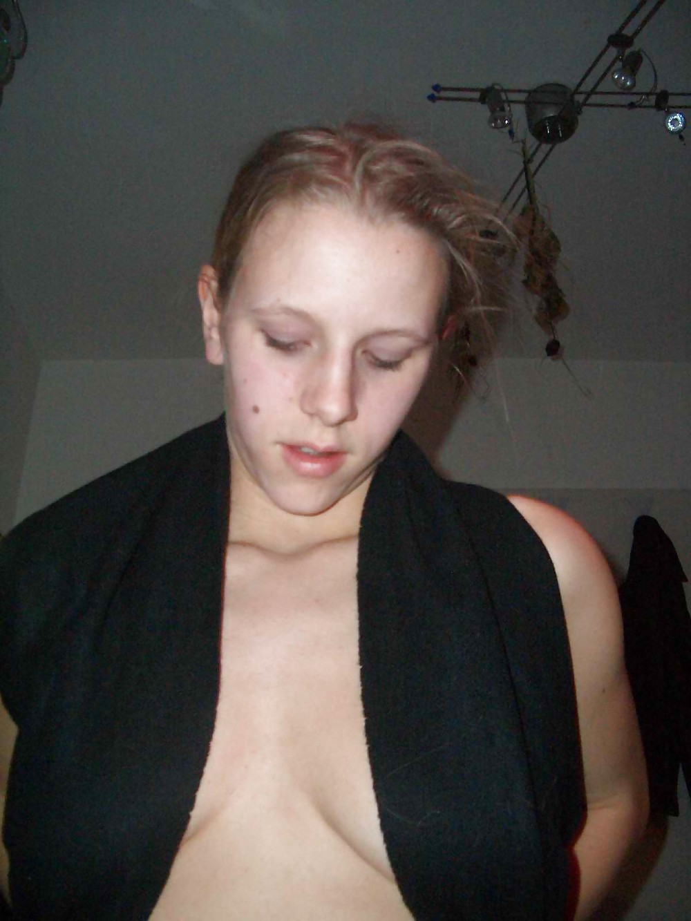 Porn Pics Busty Natural Teen Toni