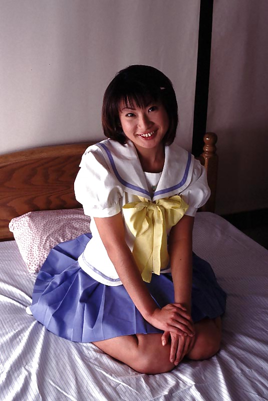 Porn Pics Japanese young girl NAORI
