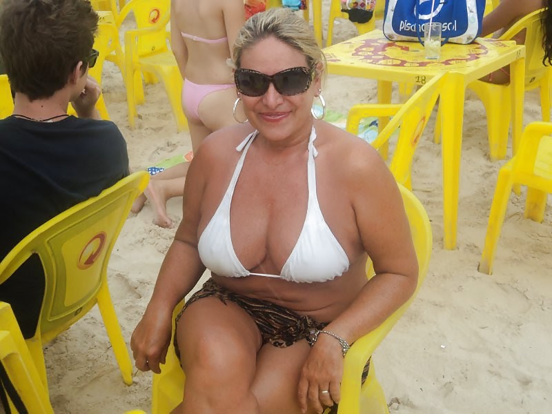 Porn Pics Milfs And Matures.