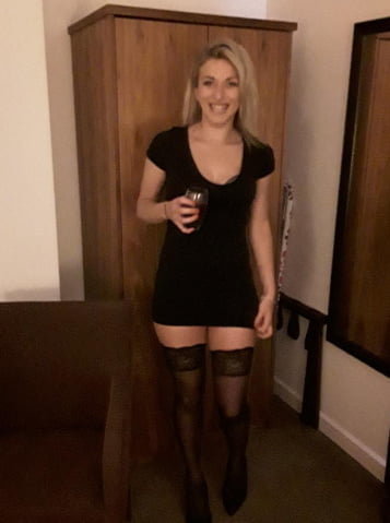 British wives and girlfriends 35 - 30 Photos 