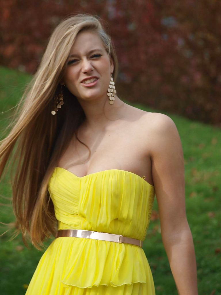 Porn Pics Backstage amatoriale Gabriella e Michael (parco Milano)