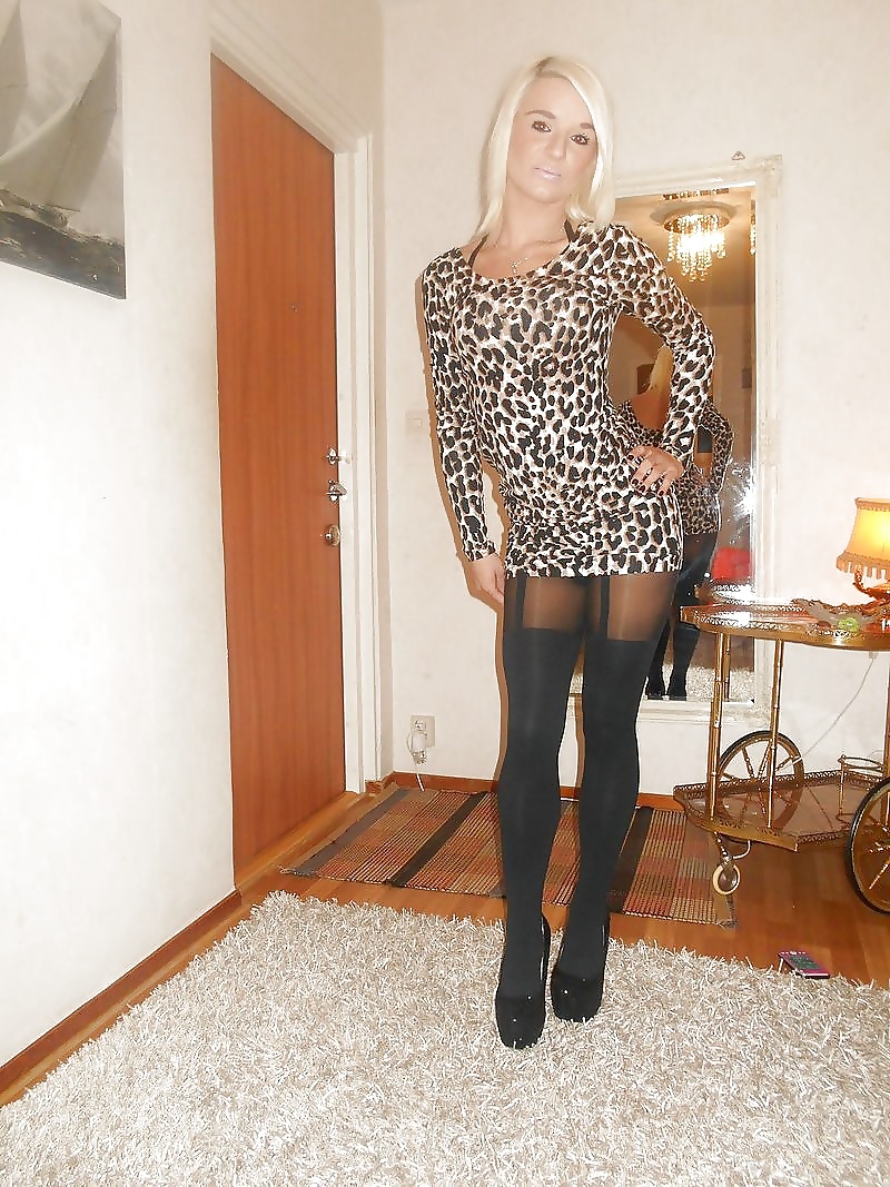 Porn Pics Girls in Leather and Boots part 13