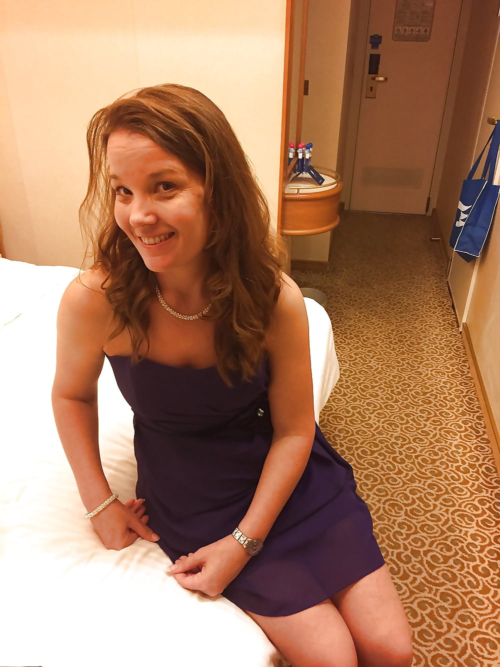 Porn Pics Shelby married slut